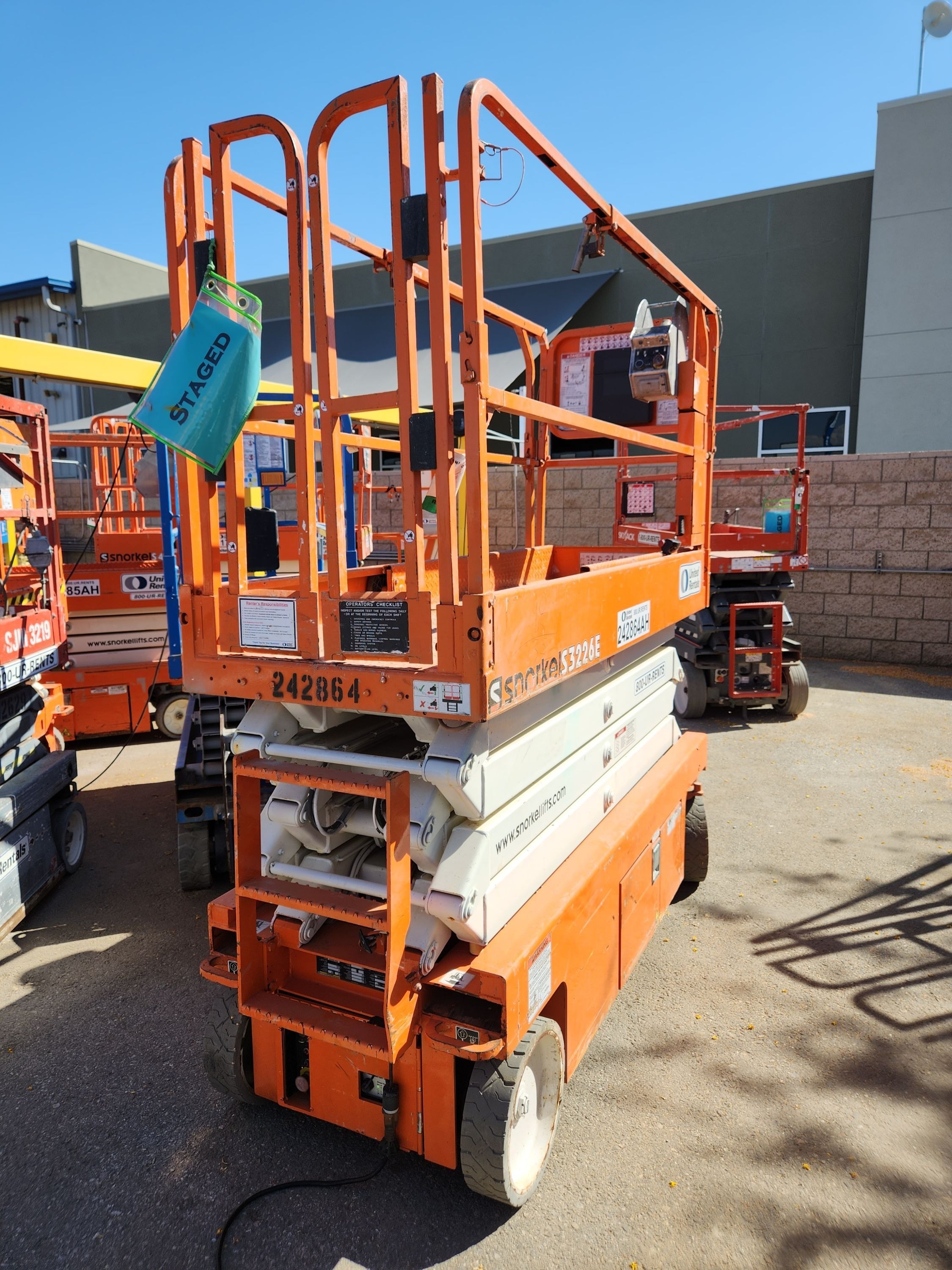 2019 SNORKEL S3226E Scissor Lift in Bakersfield, CA