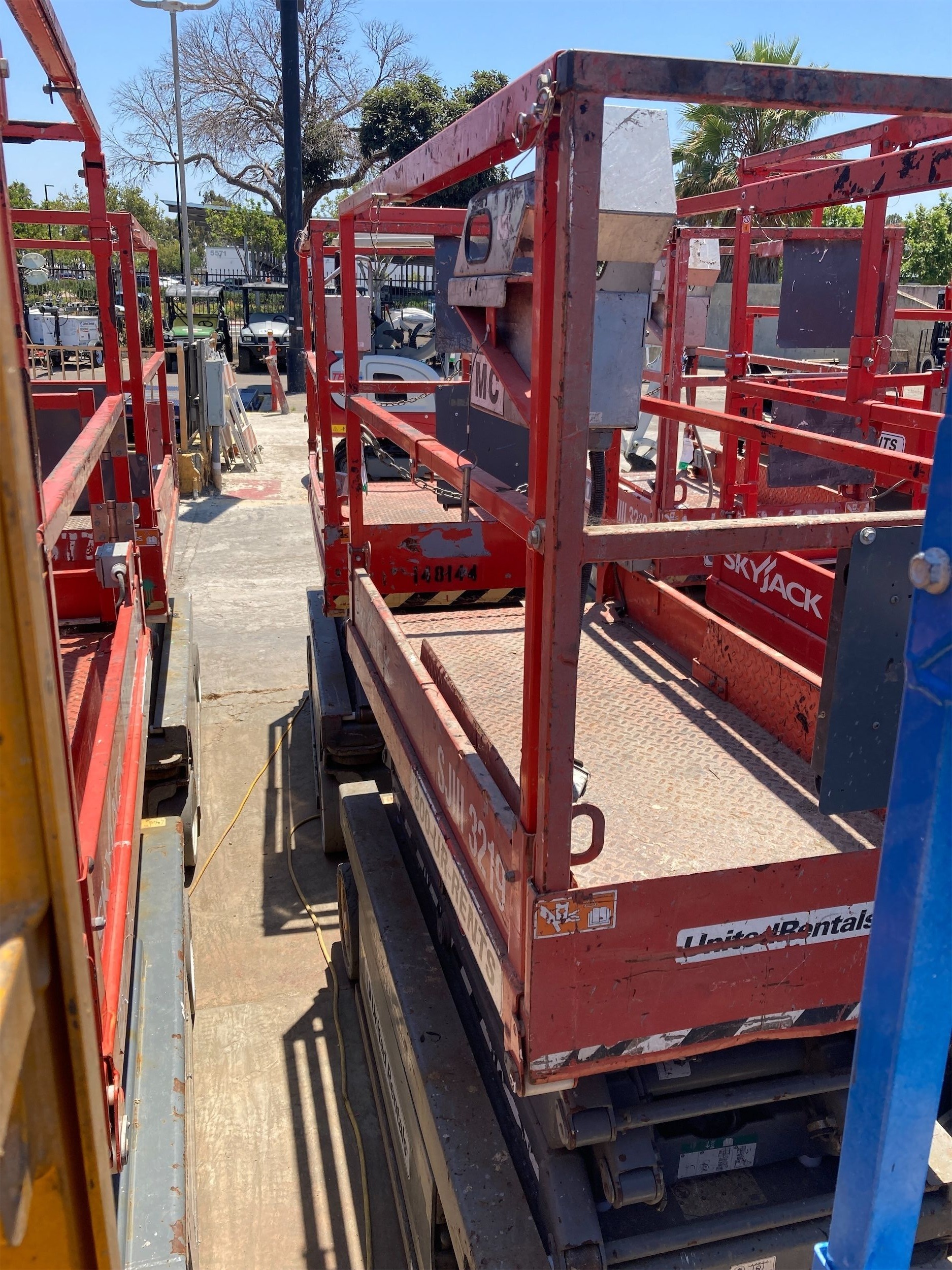 2018 SKYJACK SJIII3219 Scissor Lift in Bakersfield, CA