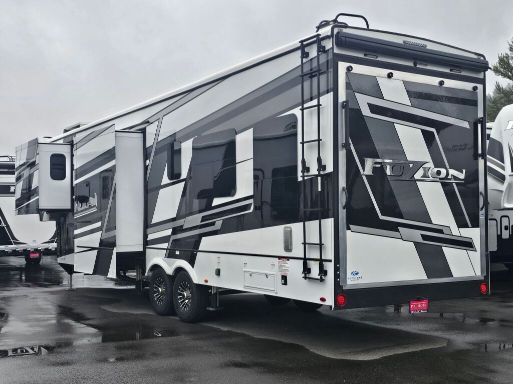 2025 Keystone RV fuzion 373