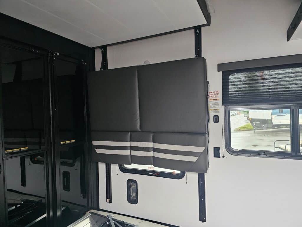 2025 Keystone RV fuzion 373