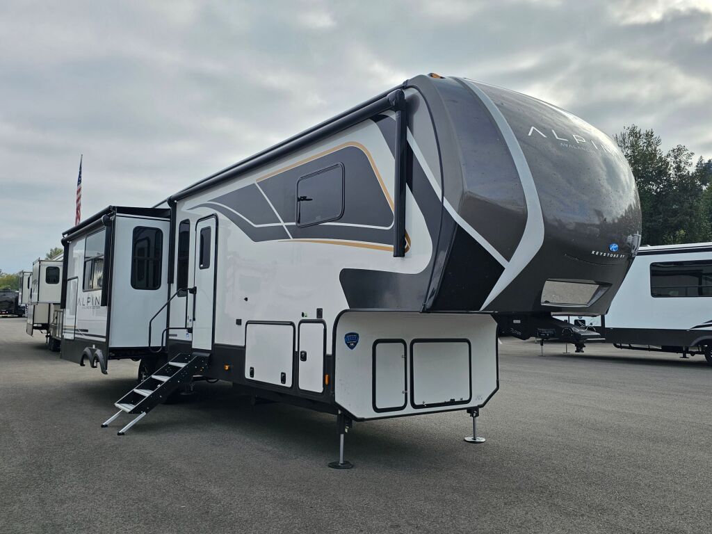 2025 Keystone RV avalanche 338gk