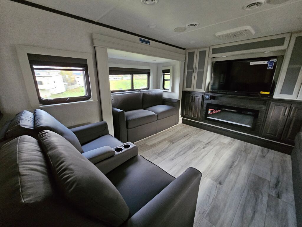 2025 Keystone RV