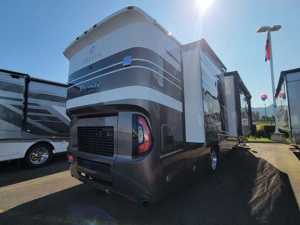 2025 Tiffin