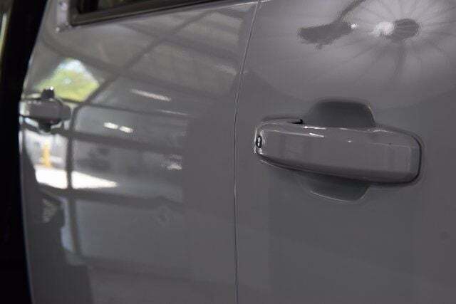 2024 Chevrolet Silverado 3500HD LT photo 3