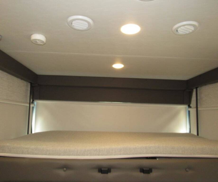 2025 Entegra Coach vision 34g