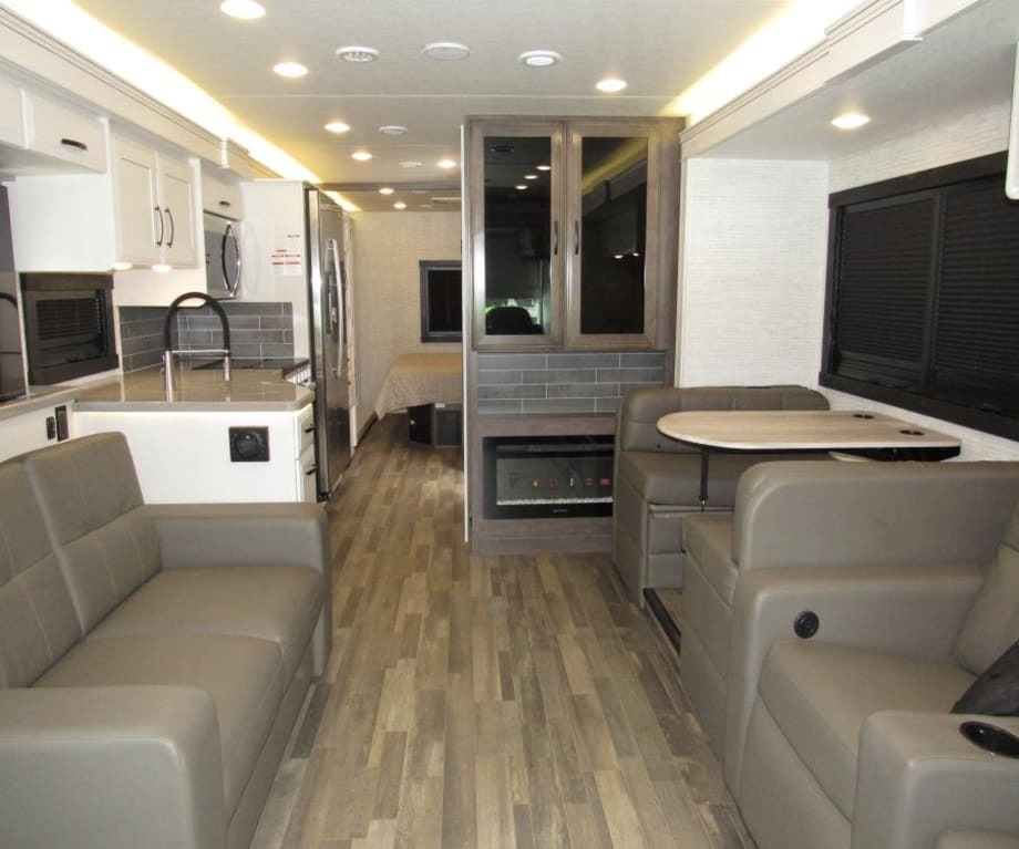2025 Entegra Coach vision 34g