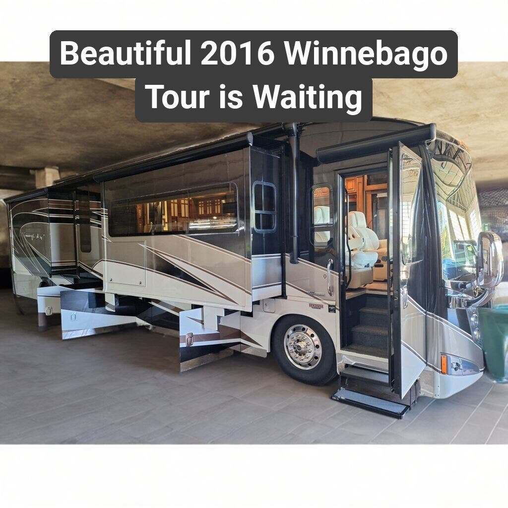 2016 Winnebago tour 42hd