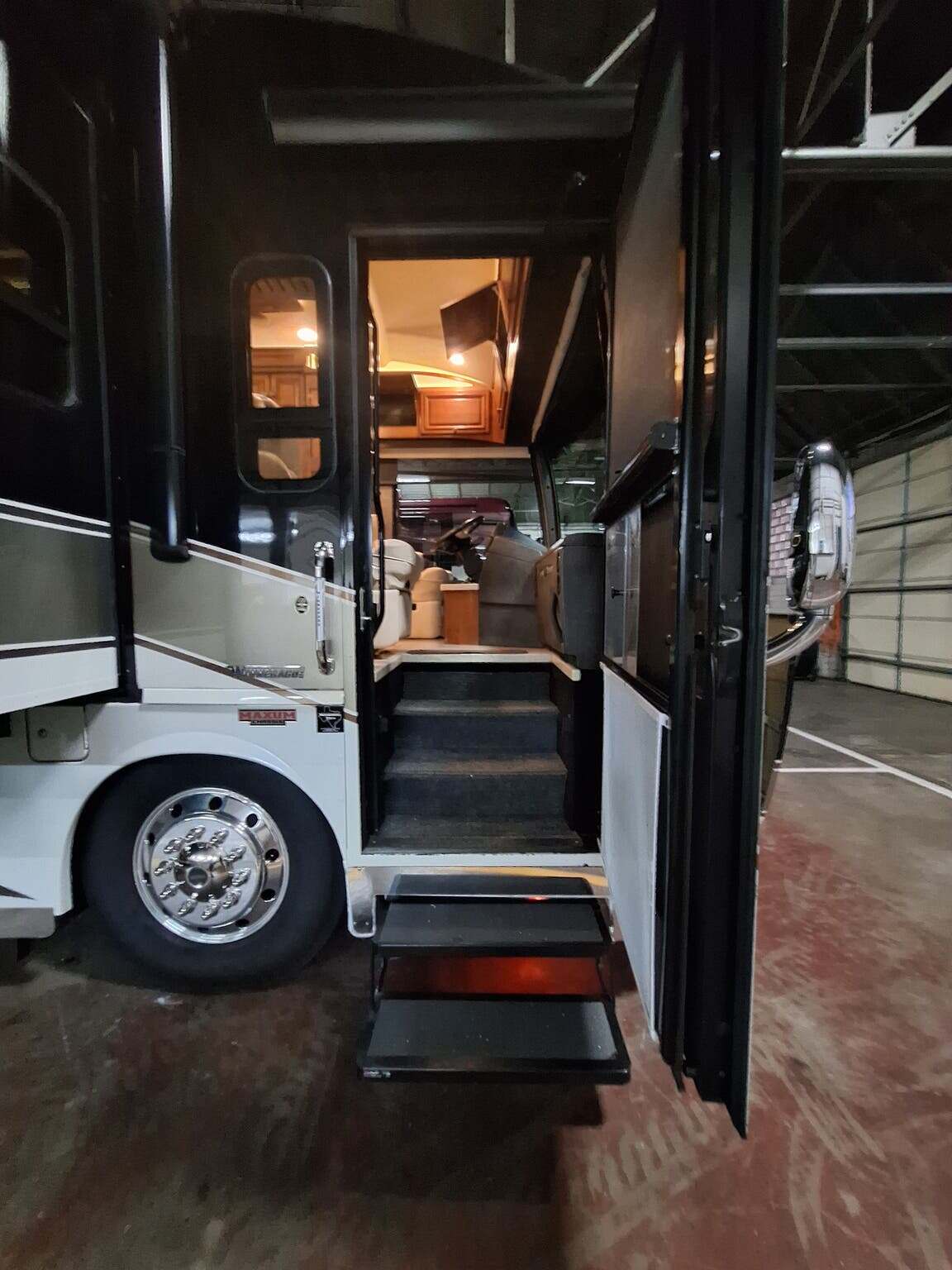 2016 Winnebago tour 42hd