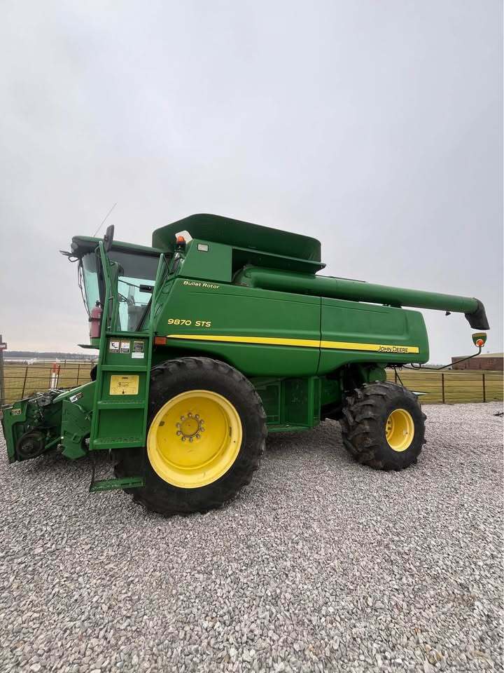 2011 JOHN DEERE 9870 STS in Hannibal, MO