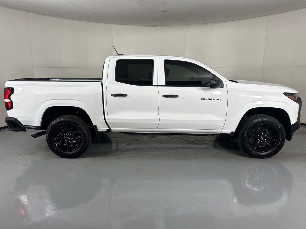 2026 Chevrolet Colorado Work Truck photo 9