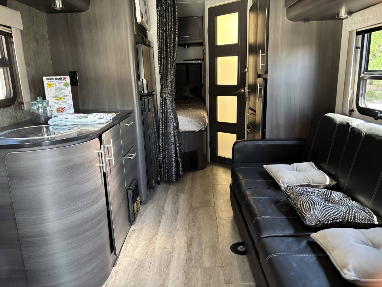 A photo of this 2014 Renegade Villagio 25RBS