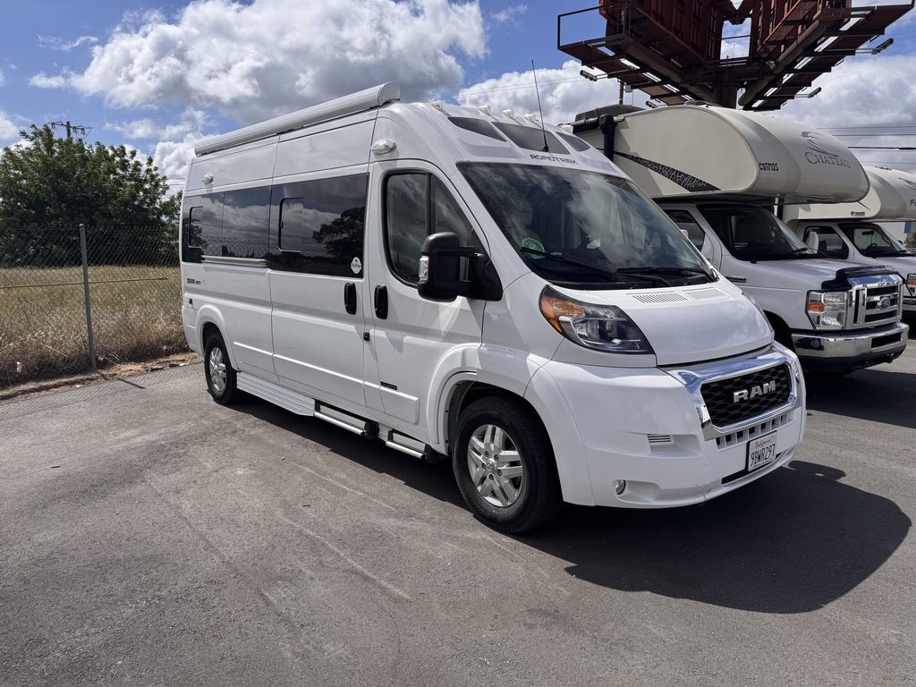 2022 Roadtrek