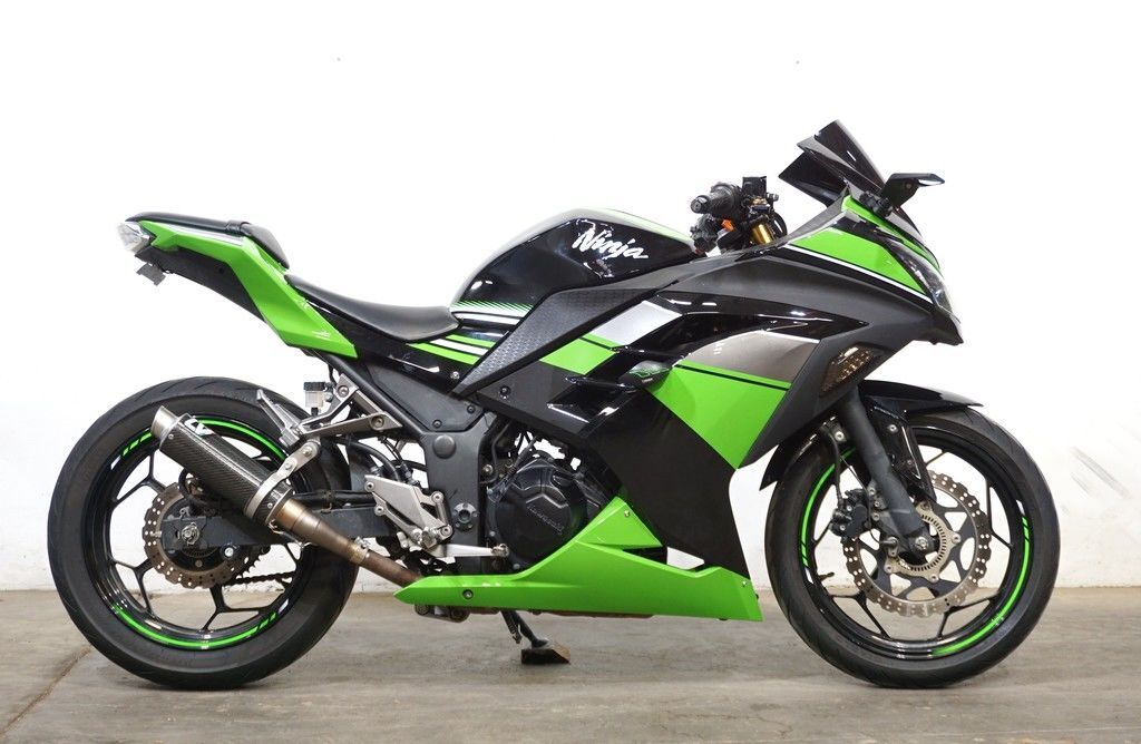 mon【24インチ】 2017 Kawasaki ZX1000WHFL NINJA ZX-10R - 998cc Prices and