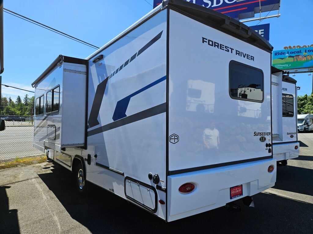 2026 Forest River sunseeker 2550dsle