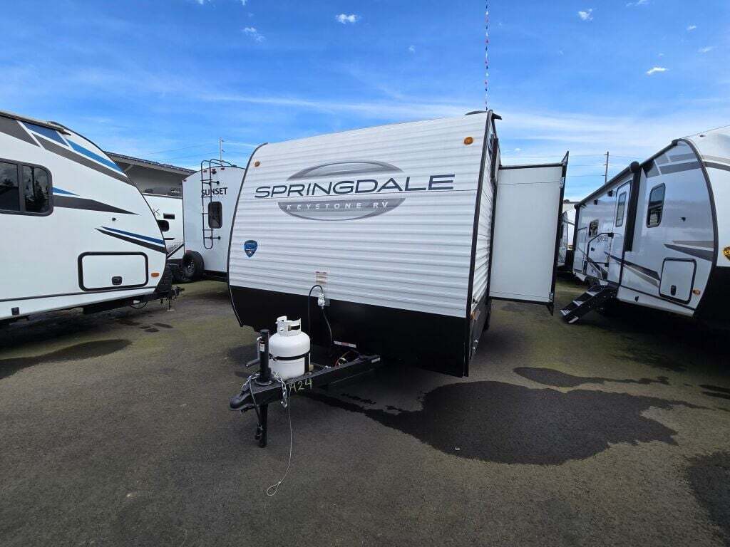 2025 Keystone RV springdale 1760bh