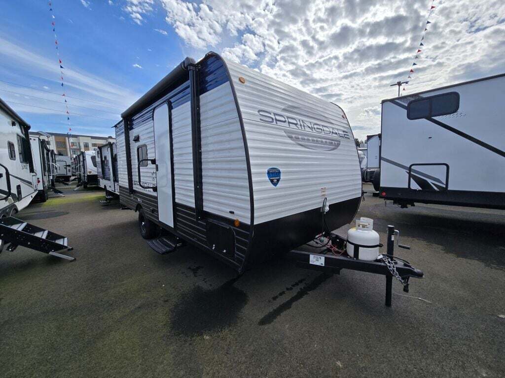 2025 Keystone RV springdale 1760bh