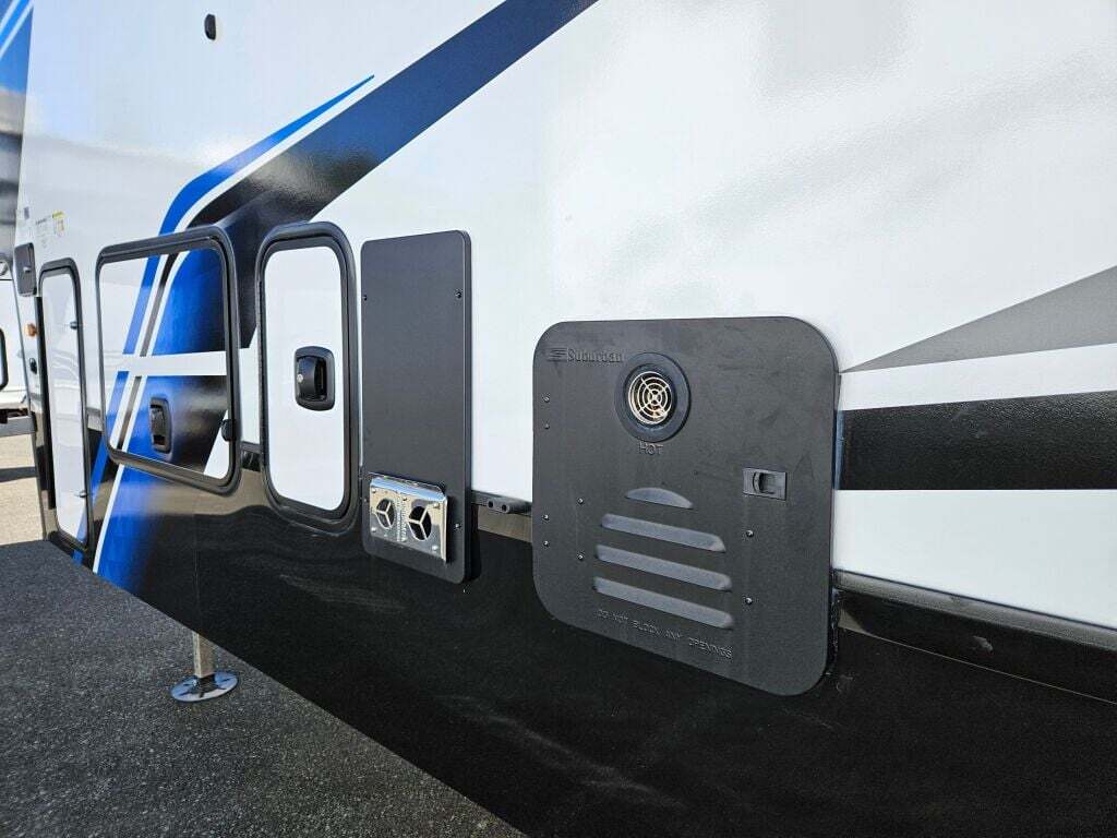 Trailer Image