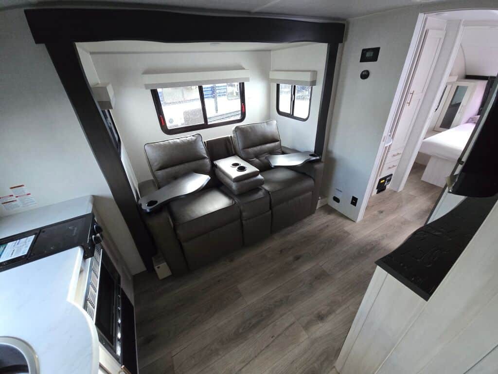 2025 Forest River r-pod 202