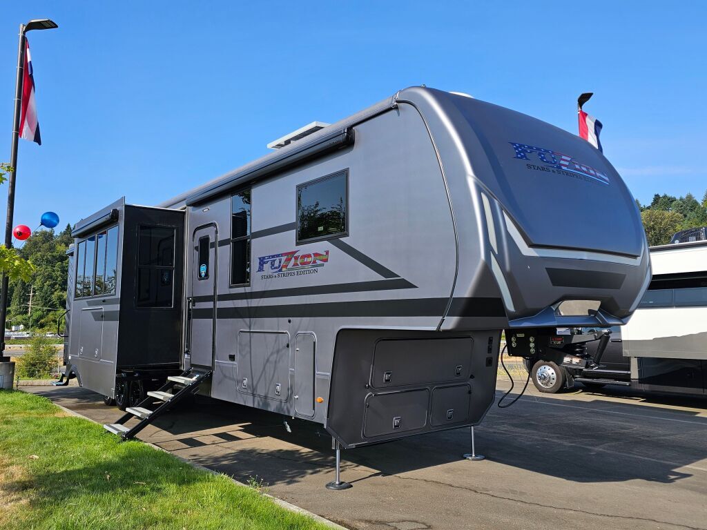 2025 Keystone RV fuzion 419