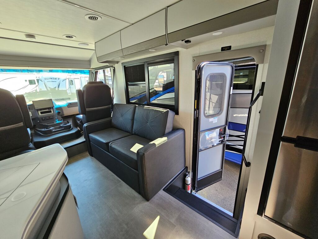 2025 Coachmen RV