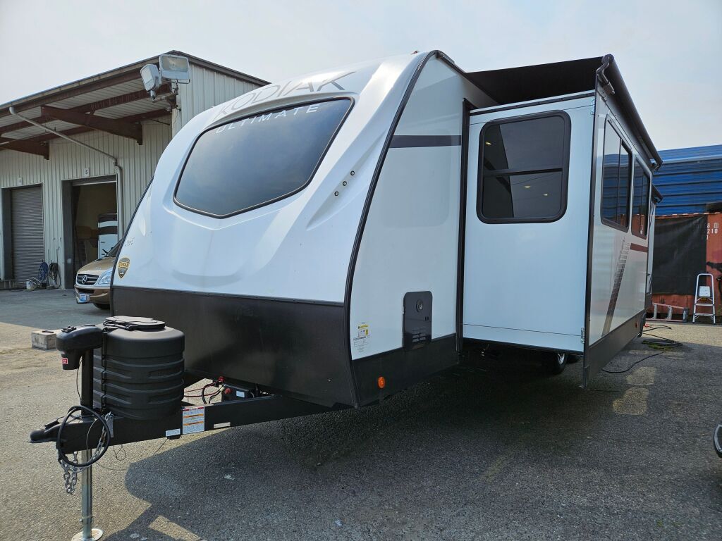 2025 Dutchmen RV kodiak 2921fkds