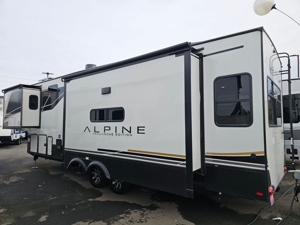 2025 Keystone RV