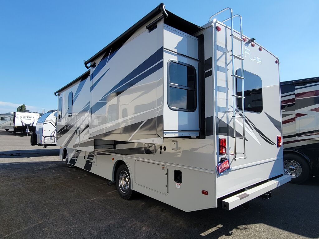 2024 Fleetwood flair 28a
