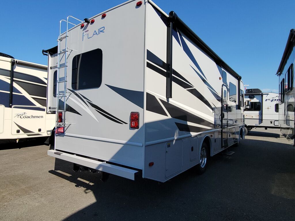 2024 Fleetwood flair 28a