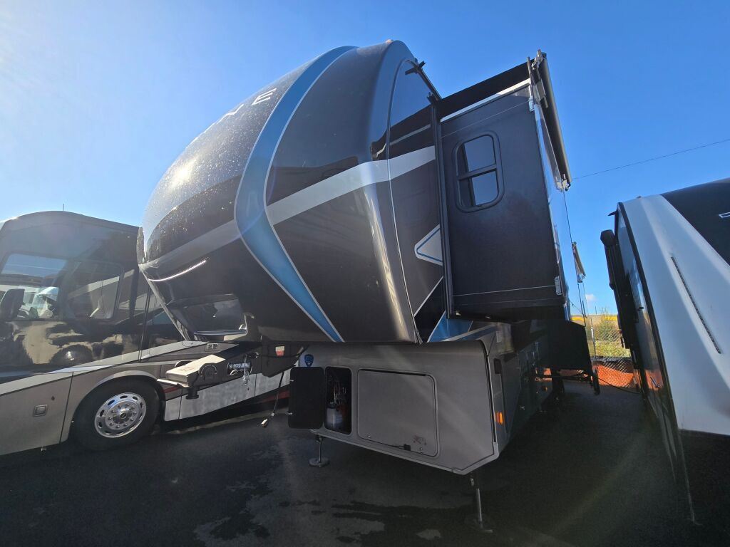2025 Keystone RV