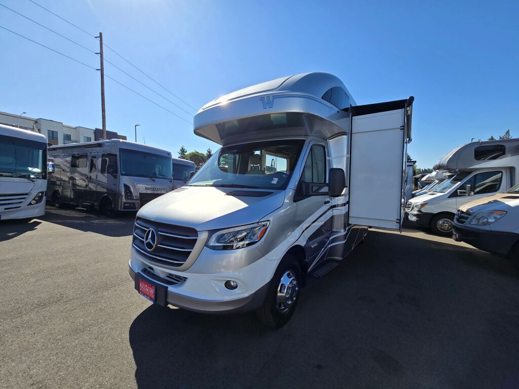 2022 Winnebago