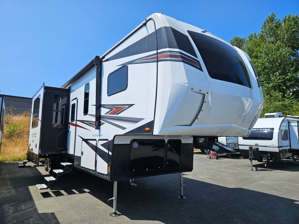 2022 Forest River xlr nitro 35dk5