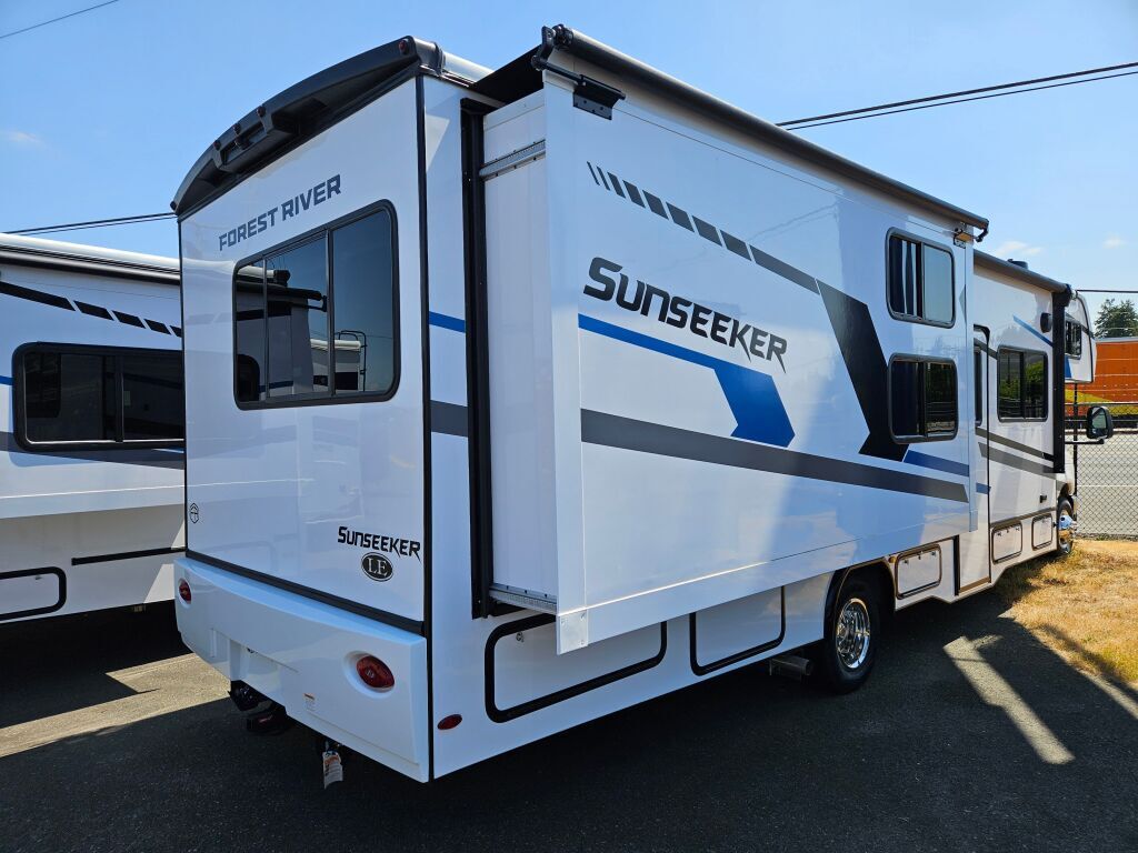 2026 Forest River sunseeker 3250dsle