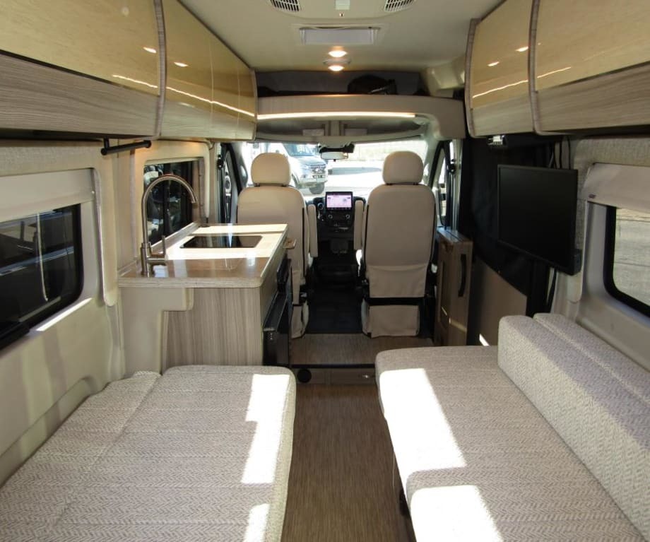 2023 Entegra Coach
