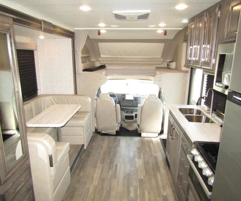 2024 Entegra Coach odyssey 26m