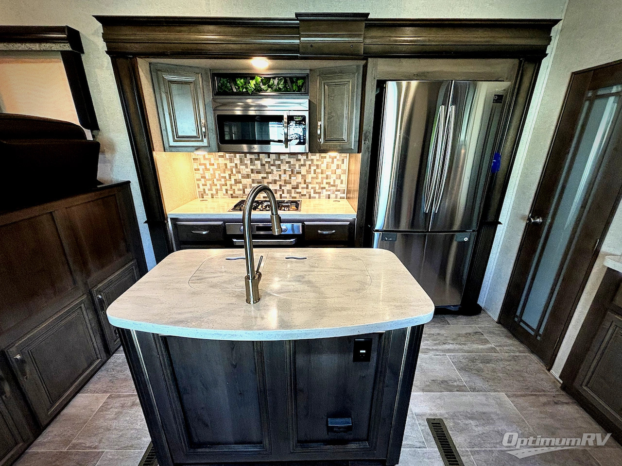 2019 Keystone RV montana 3791rd
