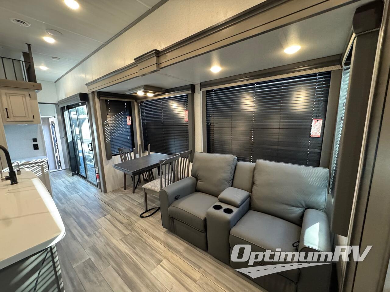 2025 Keystone RV retreat 39flft