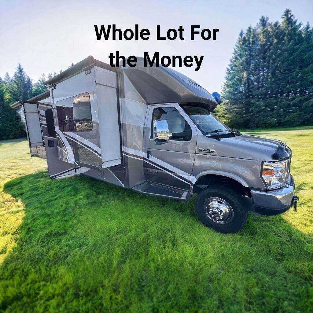 2019 Winnebago aspect 30j
