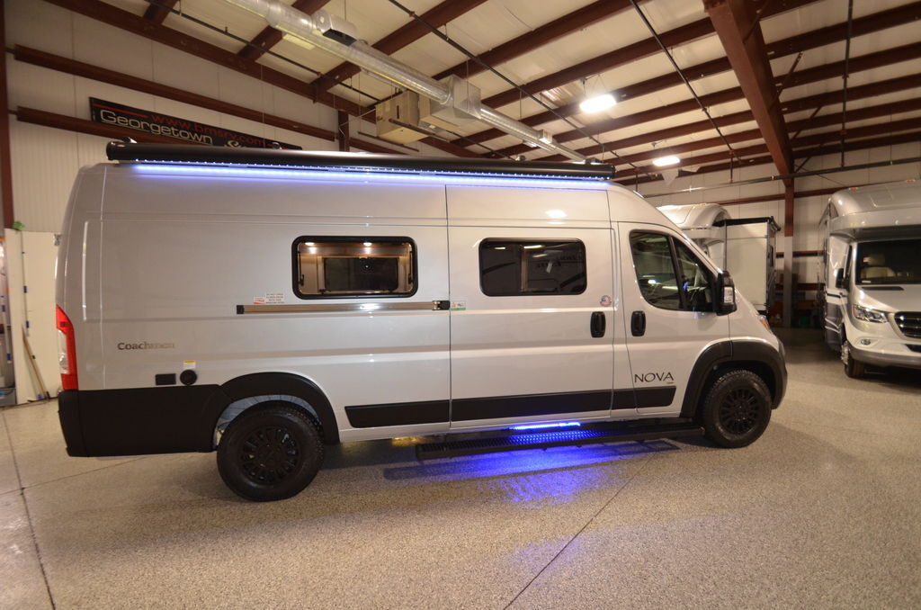 2025 Coachmen RV nova 20rb