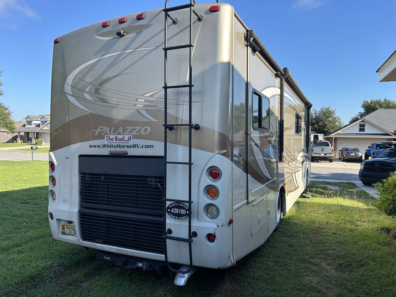 A photo of this 2013 Thor Motor Coach PALAZZO 33 2