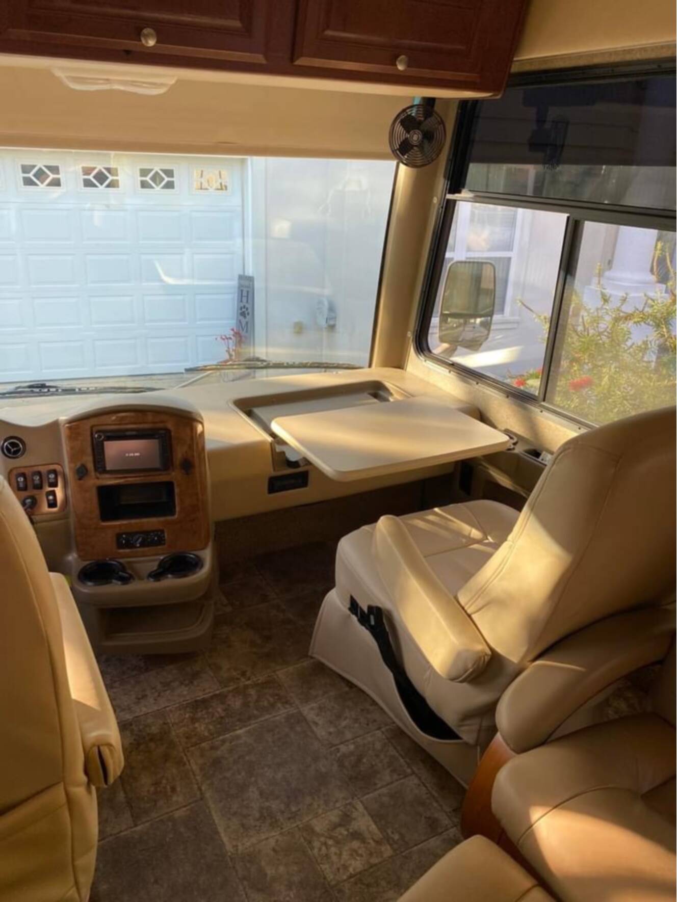 A photo of this 2013 Thor Motor Coach PALAZZO 33 2