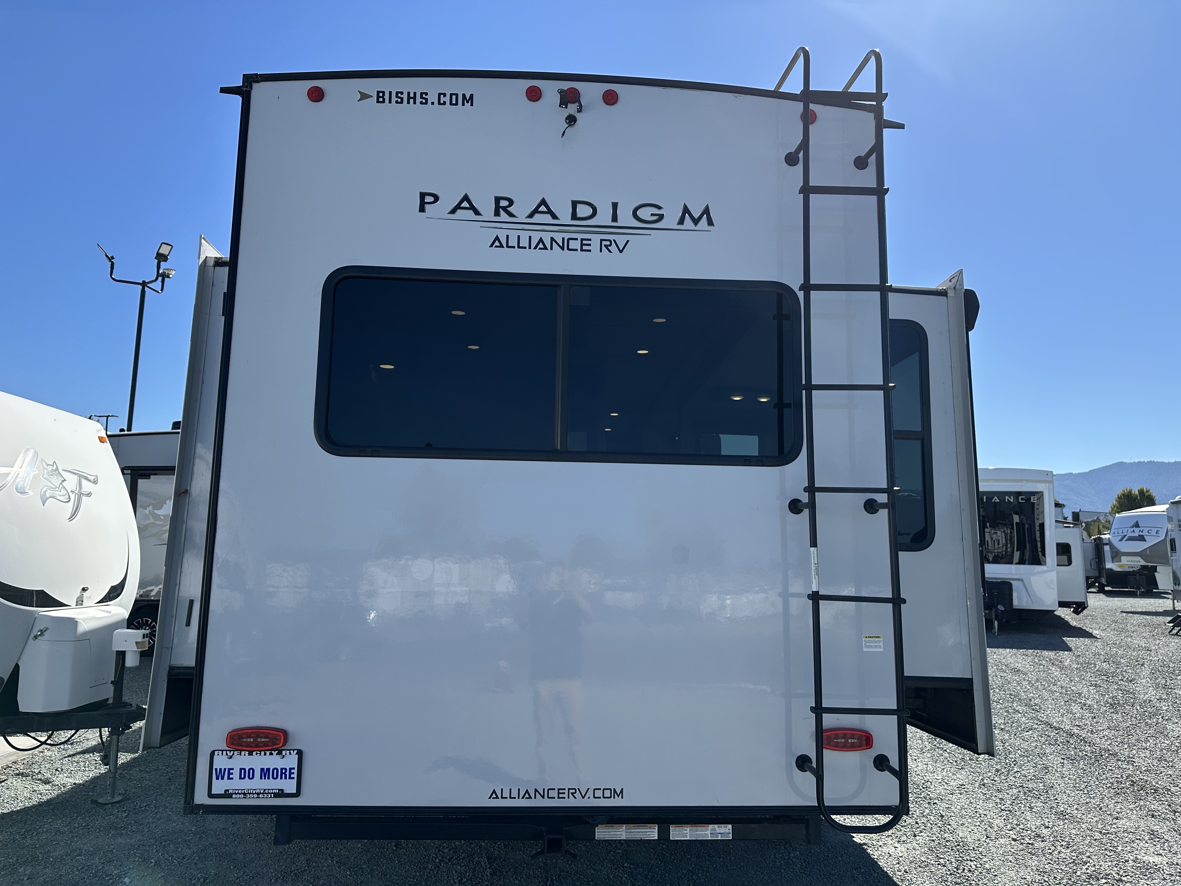 2022 Alliance Rv paradigm 310rl