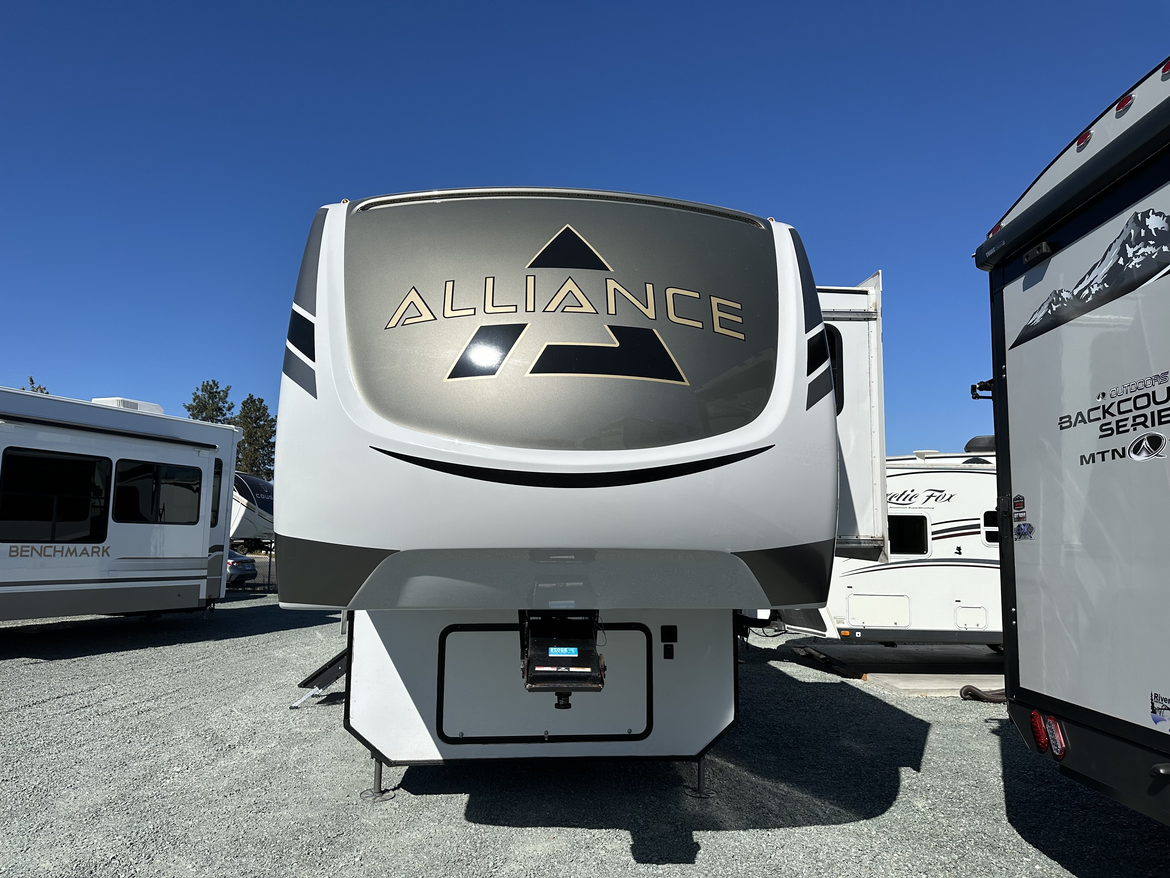 2022 Alliance Rv paradigm 310rl