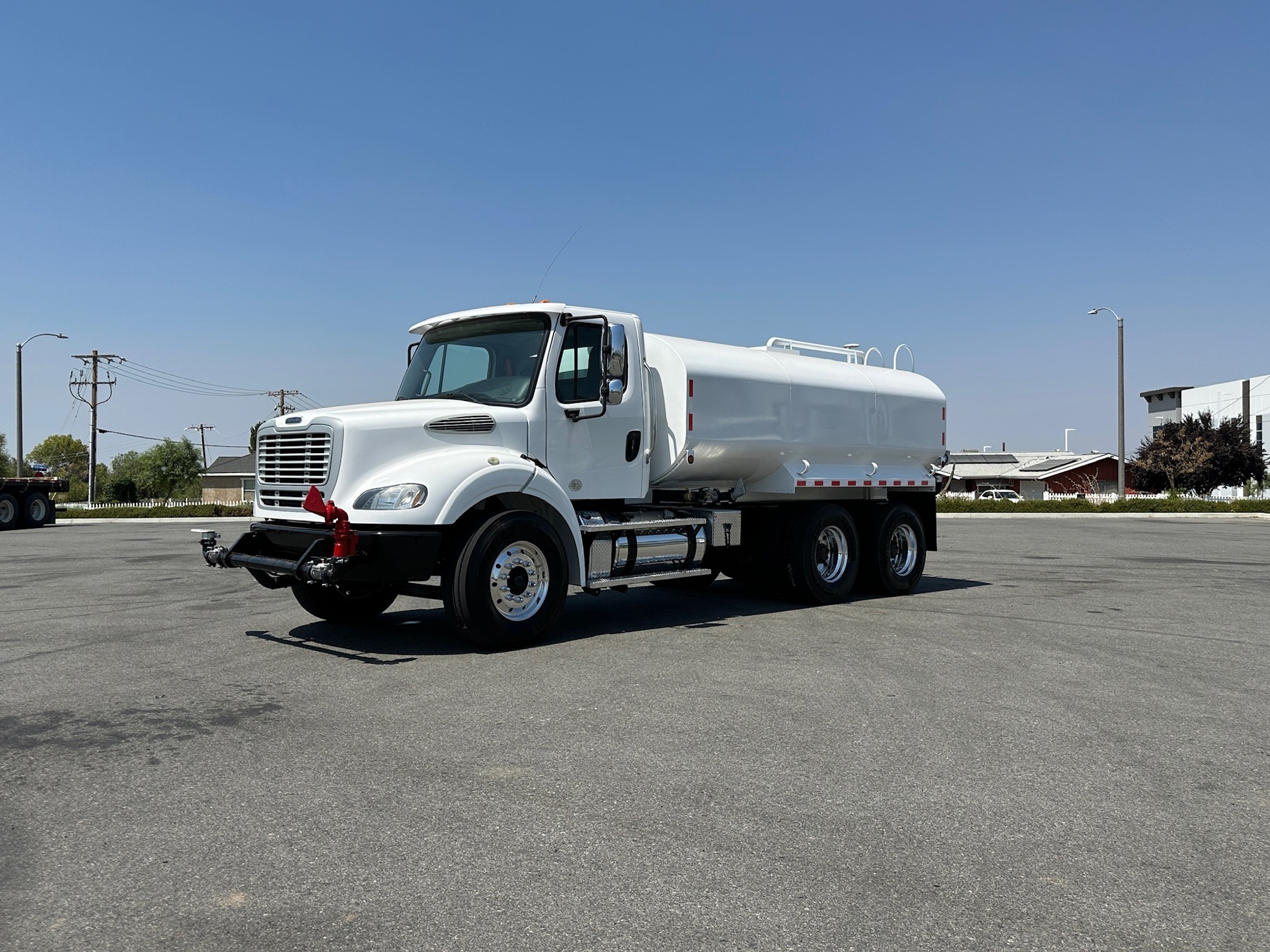 2017 FREIGHTLINER M2 in Yucaipa, CA