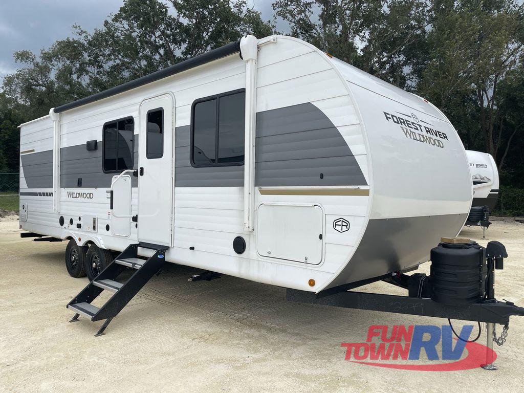 2025 Forest River Rv Wildwood 28DBUD in crystal river FL