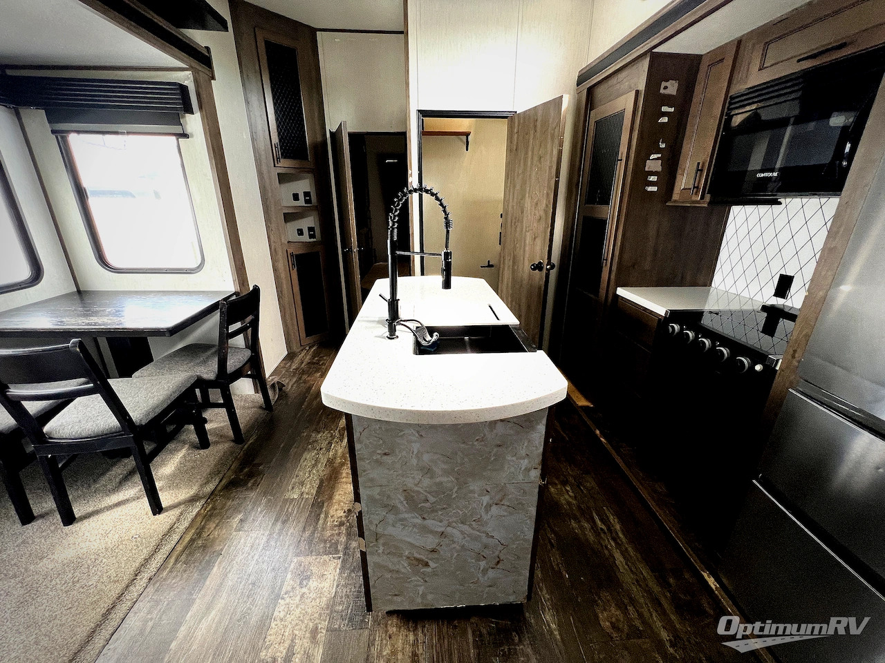 2021 Forest River sabre 37flh