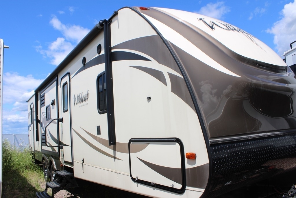 2017 Forest River wildcat 322tbi