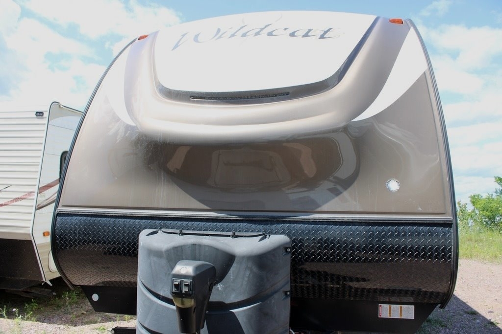 2017 Forest River wildcat 322tbi