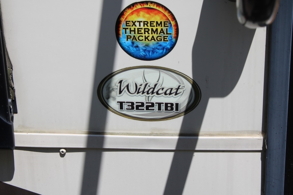 2017 Forest River wildcat 322tbi