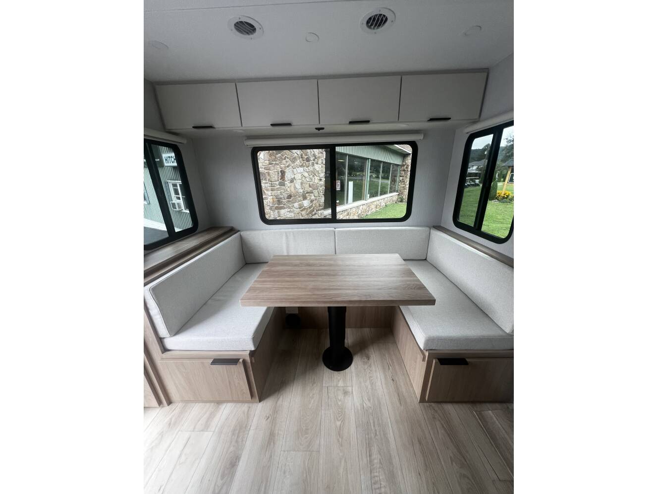 A photo of this 2026 Winnebago THRIVE 25RLS