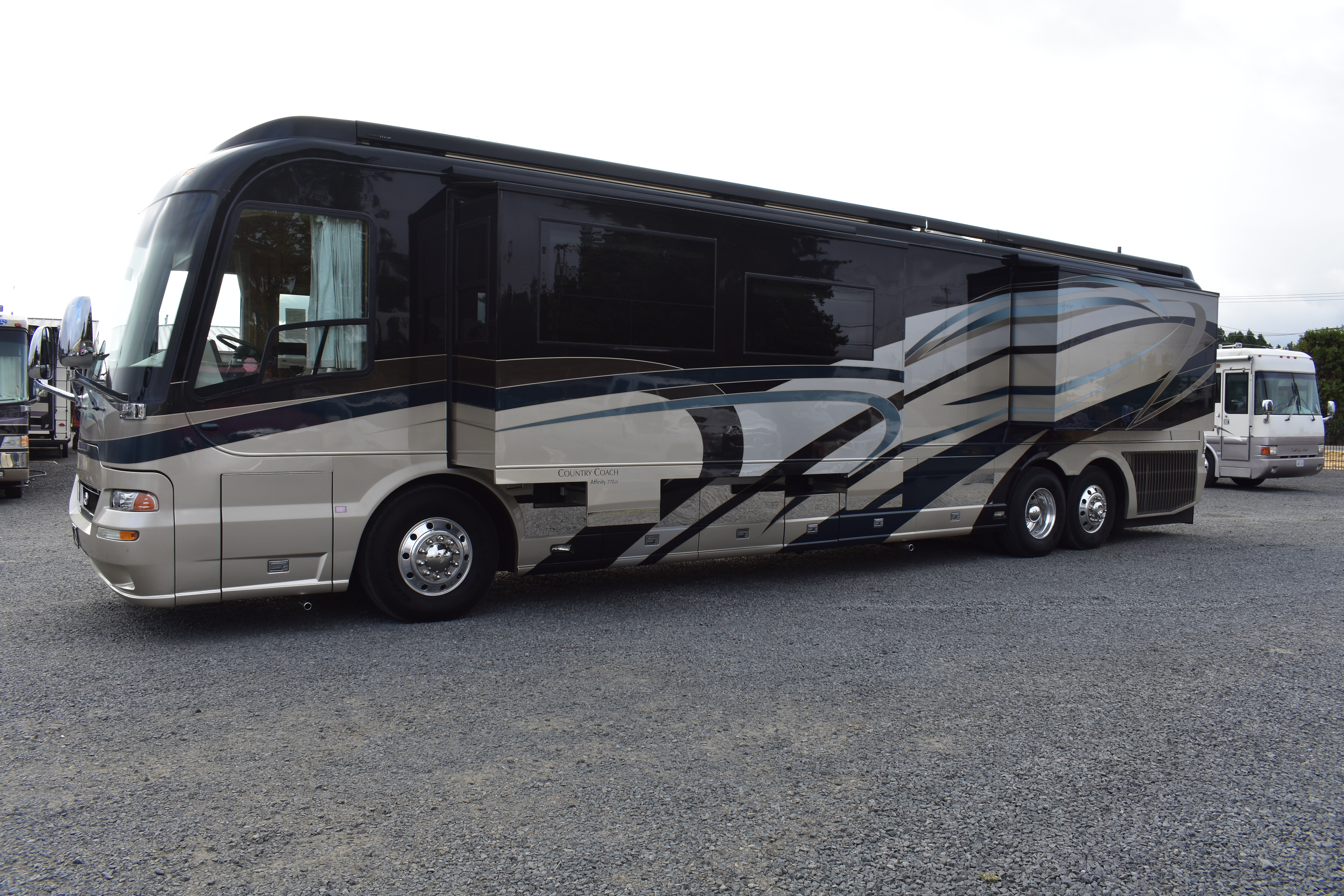 2006 Country Coach AFFINITY in eugene OR